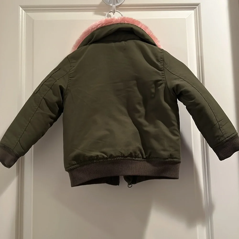 Like New!Buffalo David Bitton Girl ZipUp Aviator pilot Jacket faux fur collar 2T
